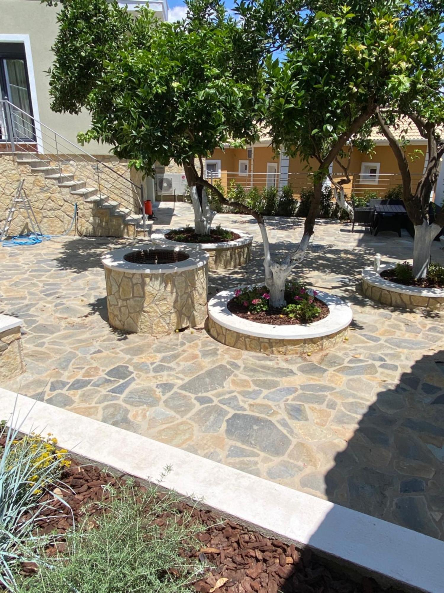 Helens House Parga